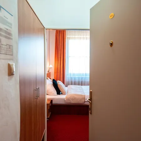 Hotel Grand Uherske Hradiste Exterior photo