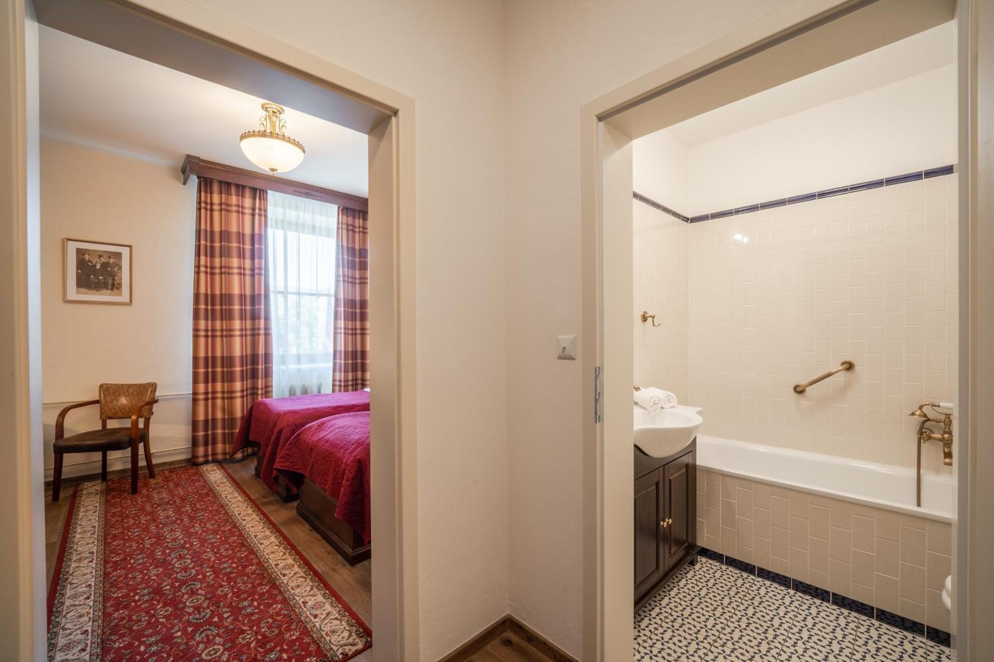 Hotel Grand